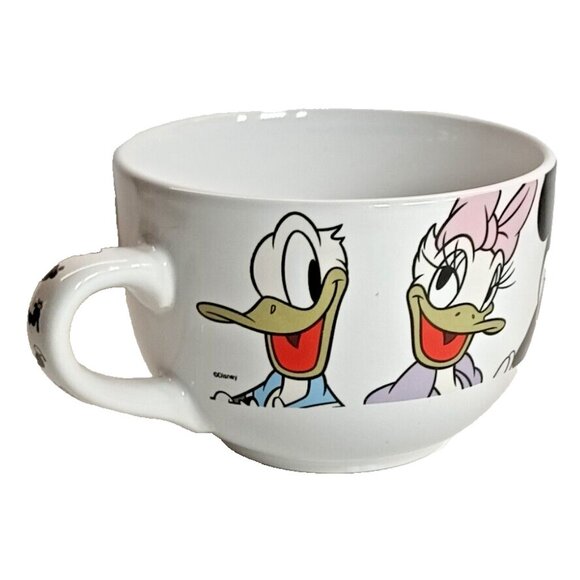 Disney Mickey Mouse & Friends Minnie, Goofy, Pluto, Donald, Daisy Soup Mug - Picture 7 of 11